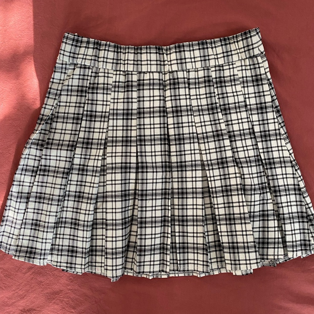 Stradivarius pleated tennis mini skirt from asos